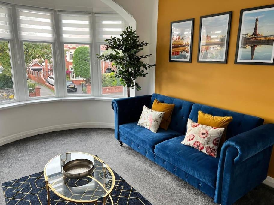 Hidden Gem W/ Parking Short Walk To Pleasure Beach Blackpool Exteriör bild