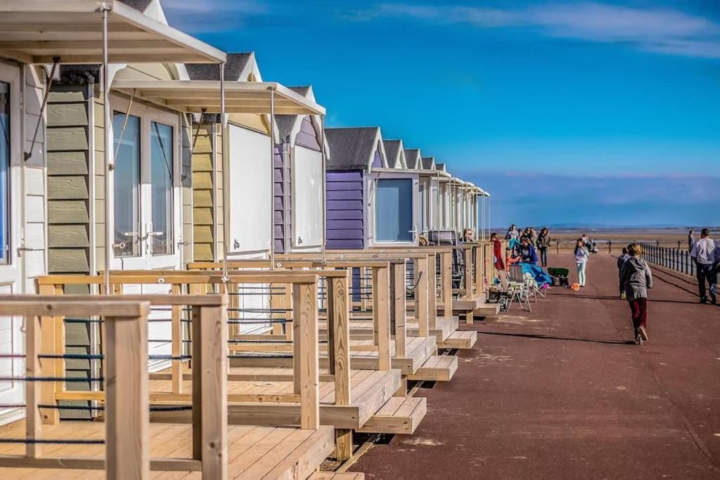 Hidden Gem W/ Parking Short Walk To Pleasure Beach Blackpool Exteriör bild
